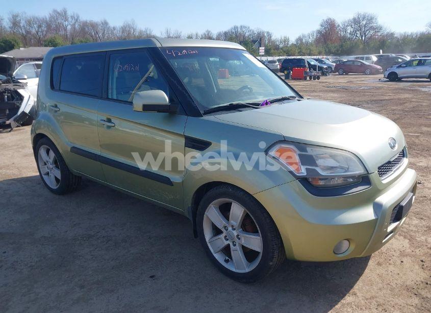 2011 Kia Soul ! (VIN KNDJT2A25B7235074) main photo