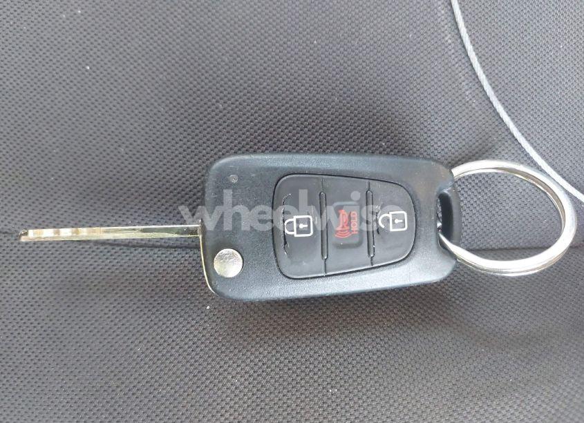 Photo 11 of 2011 Kia Soul ! (VIN KNDJT2A25B7235074)