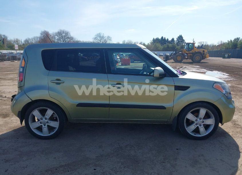 Photo 13 of 2011 Kia Soul ! (VIN KNDJT2A25B7235074)