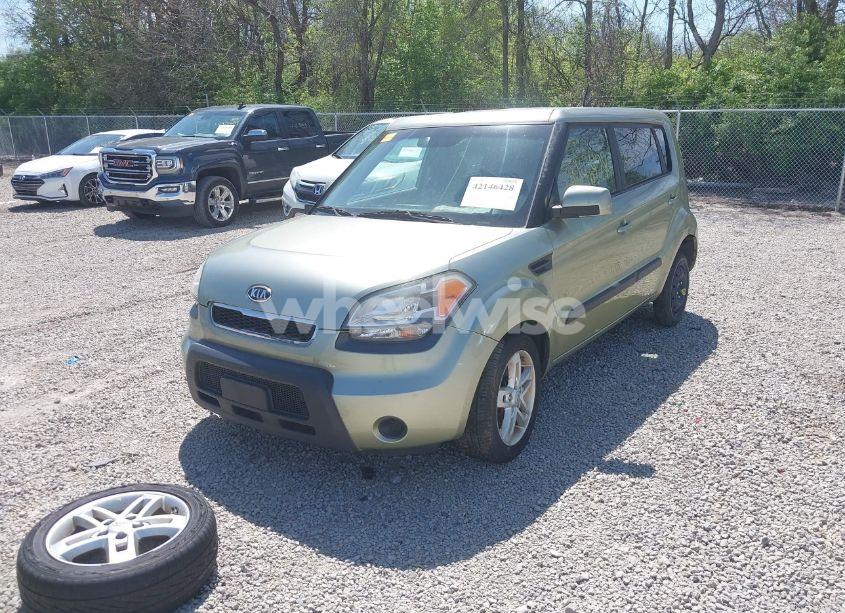 Photo 2 of 2011 Kia Soul + (VIN KNDJT2A25B7328192)