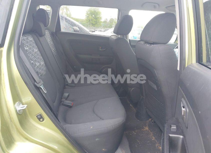 Photo 8 of 2011 Kia Soul + (VIN KNDJT2A26B7328217)