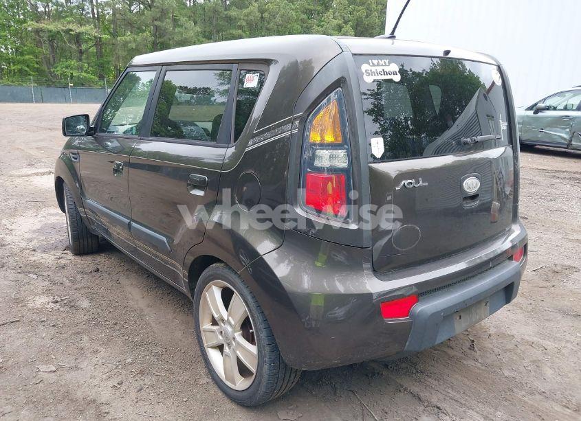 Photo 3 of 2010 Kia Soul ! (VIN KNDJT2A27A7029267)