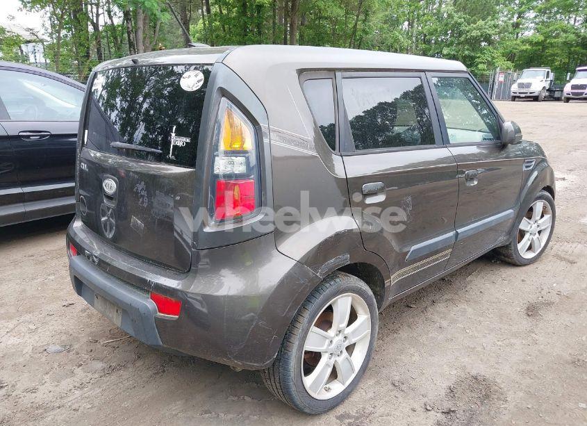 Photo 4 of 2010 Kia Soul ! (VIN KNDJT2A27A7029267)