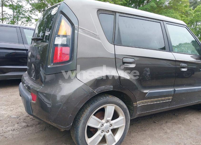 Photo 6 of 2010 Kia Soul ! (VIN KNDJT2A27A7029267)