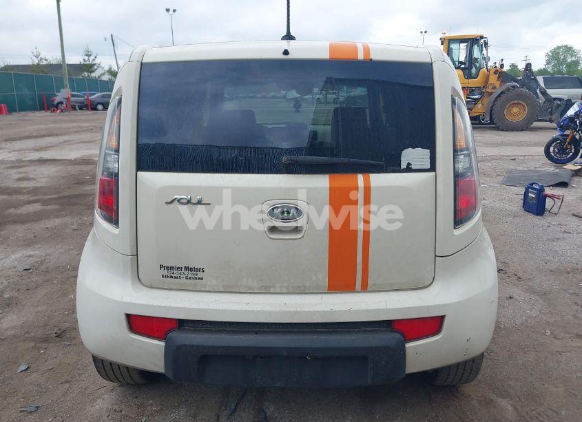 Photo 16 of 2010 Kia Soul ! (VIN KNDJT2A28A7046319)