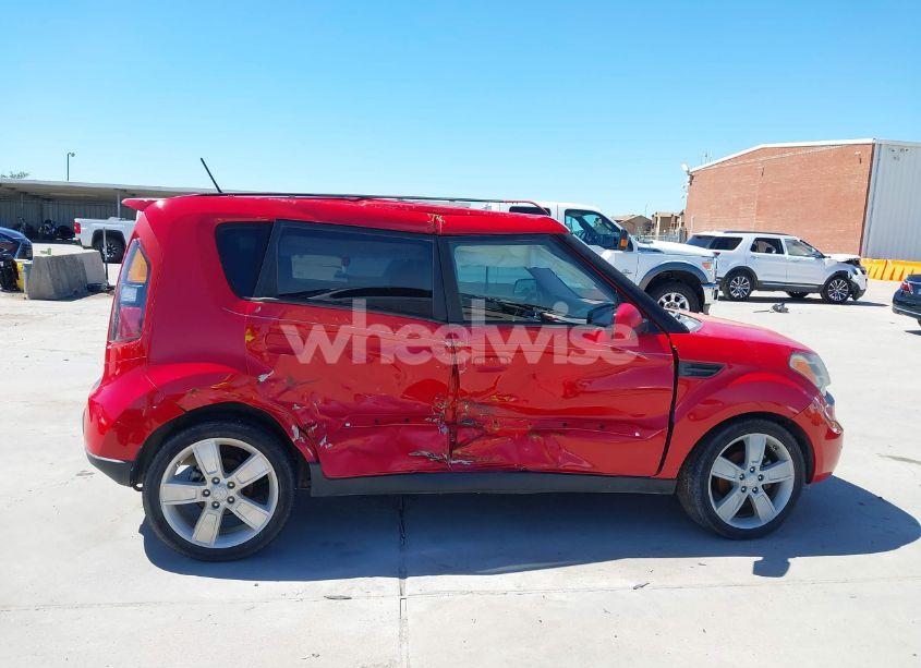 Photo 13 of 2010 Kia Soul SPORT (VIN KNDJT2A28A7094497)