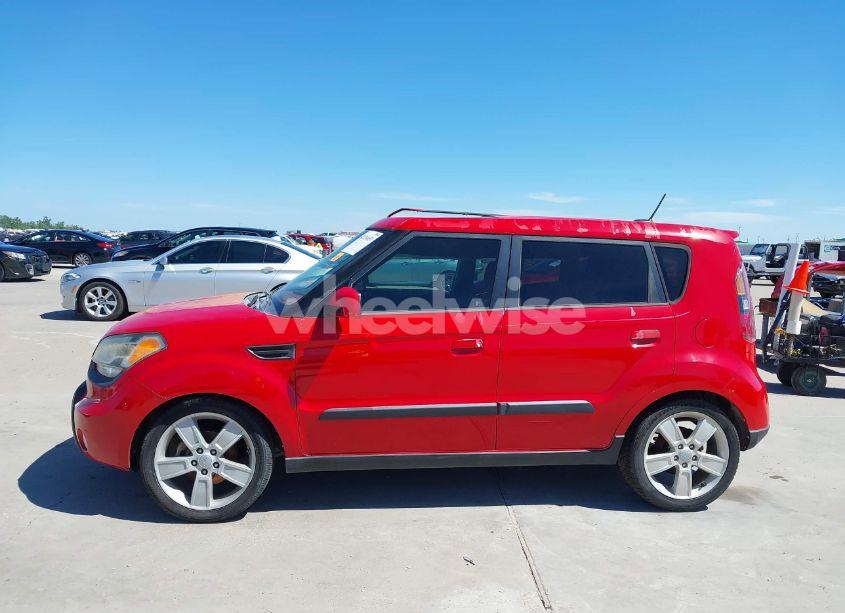 Photo 14 of 2010 Kia Soul SPORT (VIN KNDJT2A28A7094497)