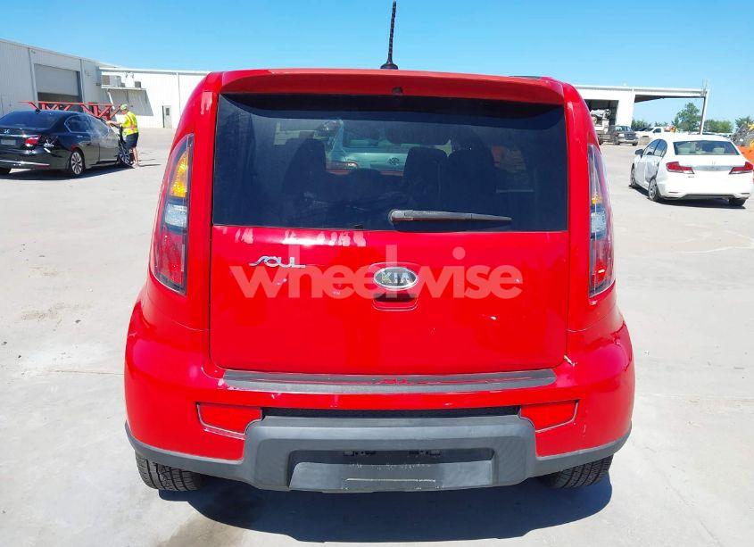 Photo 16 of 2010 Kia Soul SPORT (VIN KNDJT2A28A7094497)