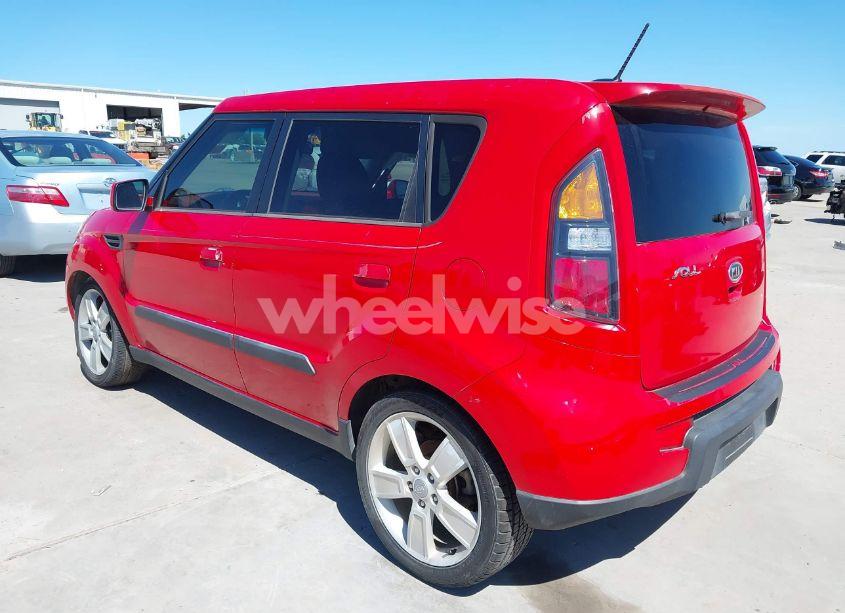 Photo 3 of 2010 Kia Soul SPORT (VIN KNDJT2A28A7094497)
