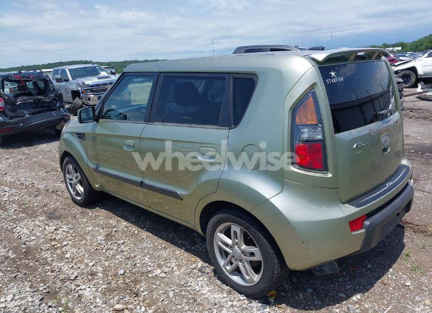 Photo 14 of 2010 Kia Soul + (VIN KNDJT2A28A7103005)