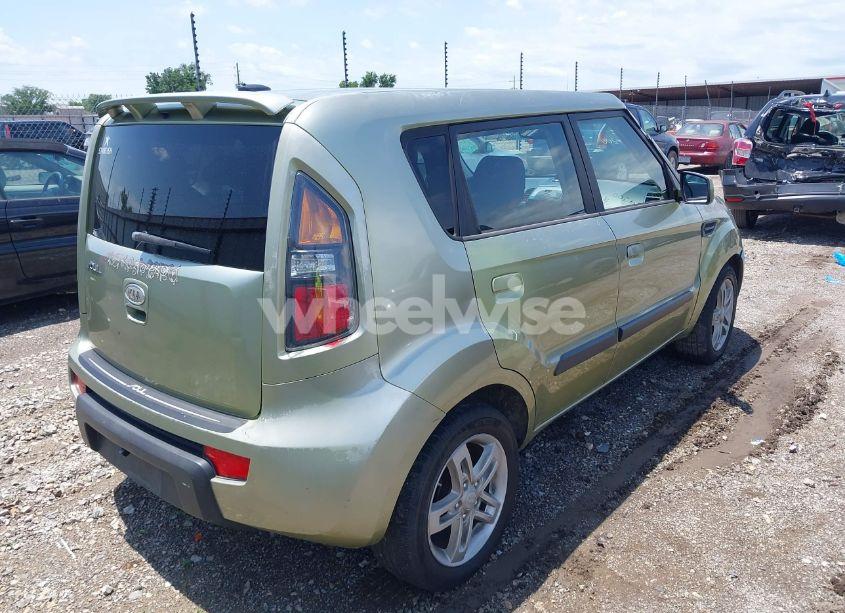 Photo 16 of 2010 Kia Soul + (VIN KNDJT2A28A7103005)