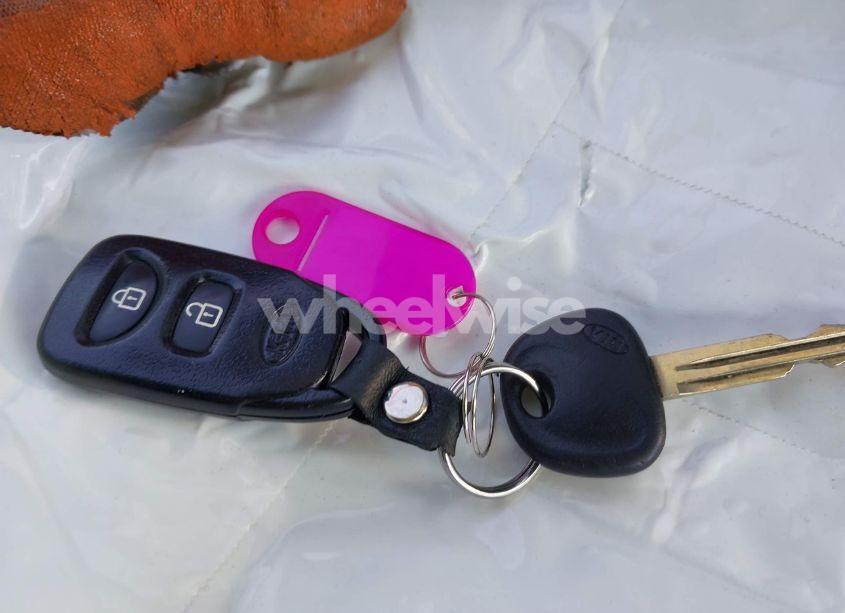 Photo 11 of 2010 Kia Soul + (VIN KNDJT2A28A7124971)