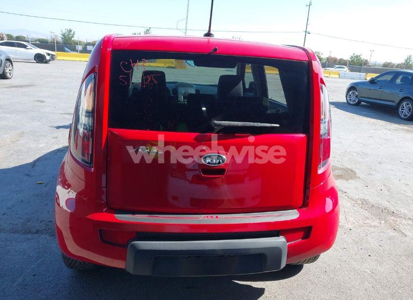 Photo 16 of 2010 Kia Soul + (VIN KNDJT2A28A7124971)