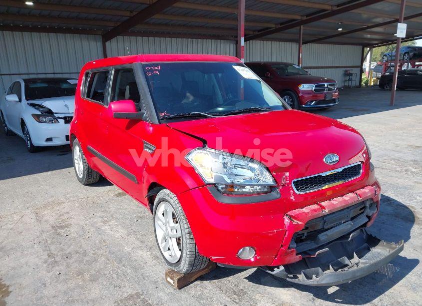 Photo 6 of 2010 Kia Soul + (VIN KNDJT2A28A7124971)