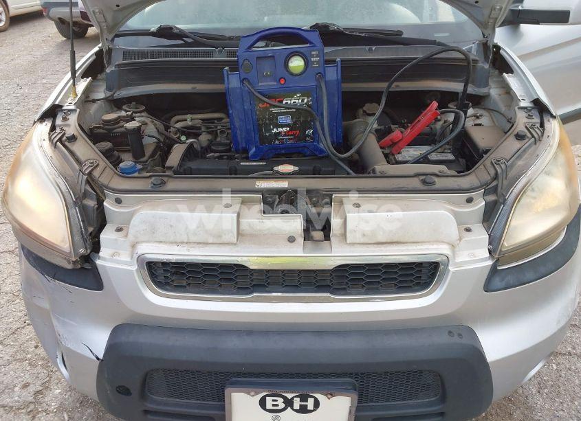 Photo 10 of 2010 Kia Soul + (VIN KNDJT2A28A7142788)