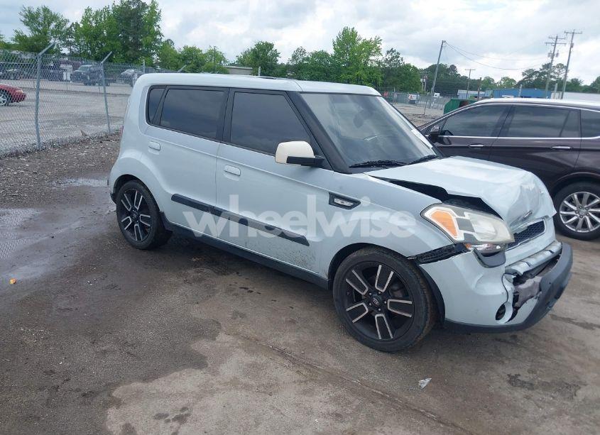 2010 Kia Soul + (VIN KNDJT2A28A7167674) main photo