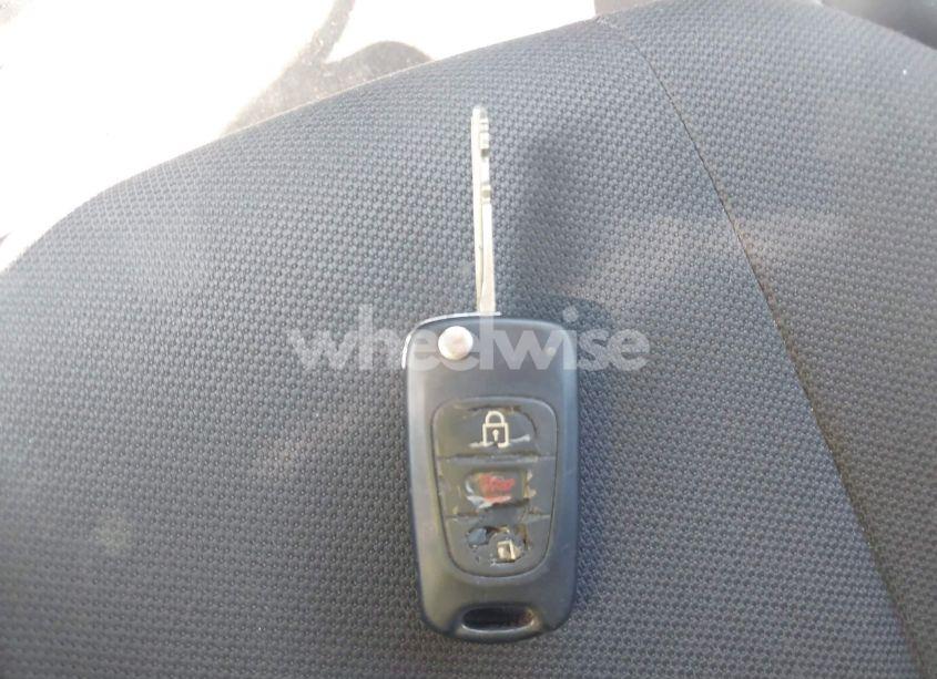 Photo 11 of 2011 Kia Soul + (VIN KNDJT2A28B7204143)