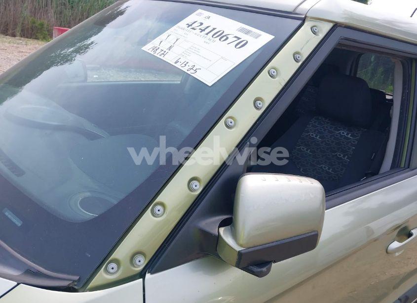 Photo 14 of 2011 Kia Soul + (VIN KNDJT2A28B7340725)