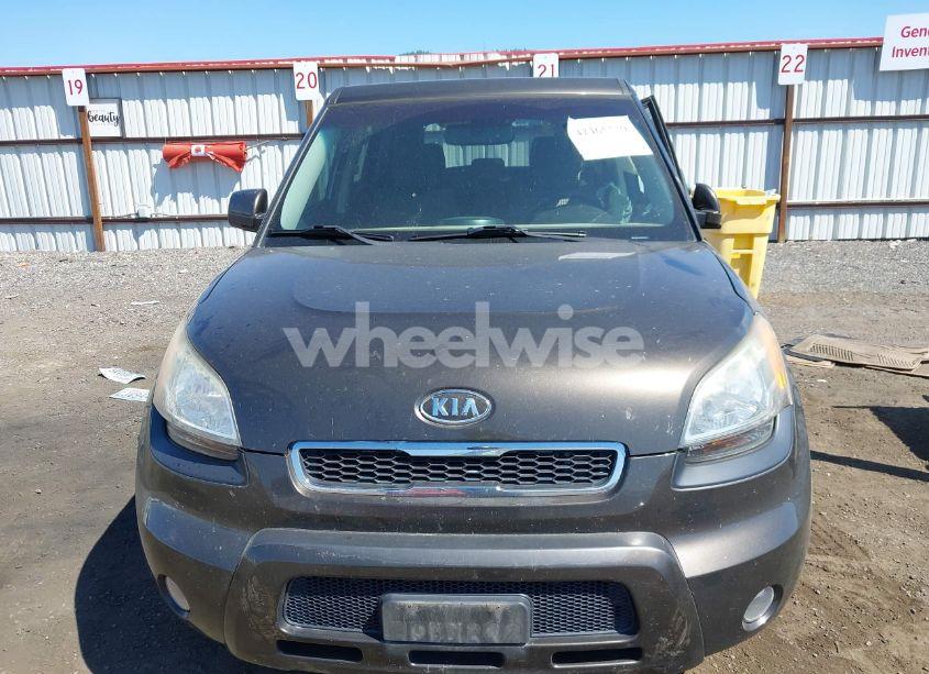 Photo 12 of 2011 Kia Soul ! (VIN KNDJT2A29B7280549)