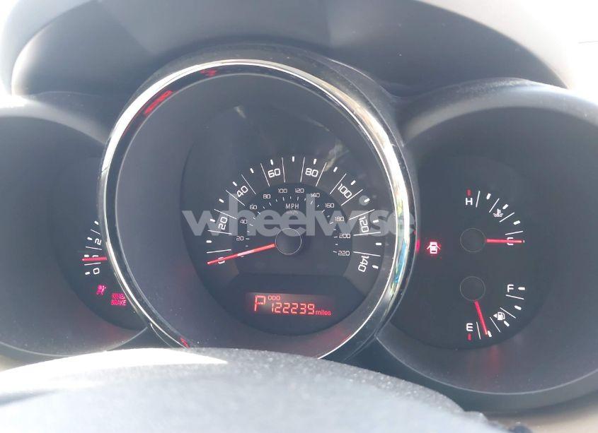 Photo 7 of 2011 Kia Soul ! (VIN KNDJT2A29B7280549)