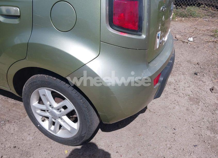 Photo 6 of 2010 Kia Soul + (VIN KNDJT2A2XA7079483)