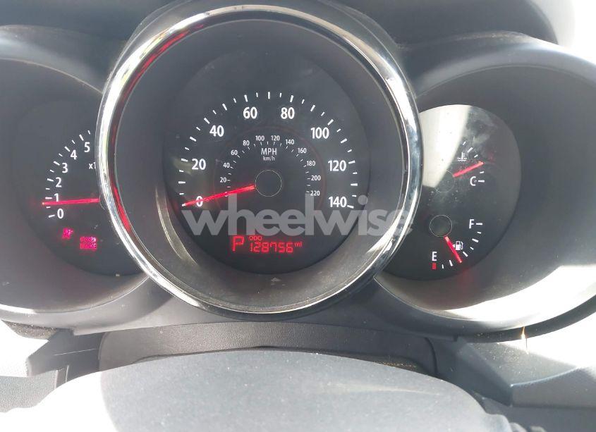 Photo 7 of 2010 Kia Soul + (VIN KNDJT2A2XA7180619)