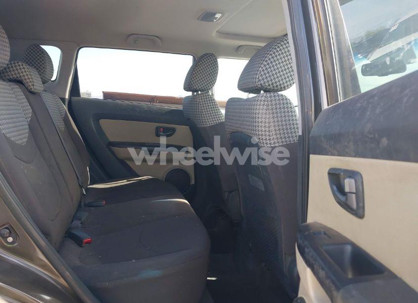 Photo 8 of 2011 Kia Soul ! (VIN KNDJT2A2XB7203110)