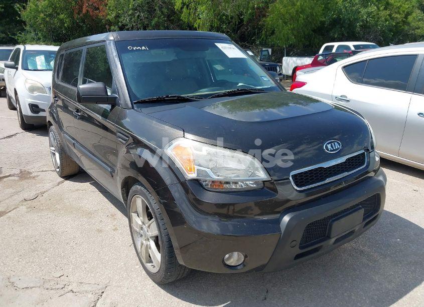 2011 Kia Soul ! (VIN KNDJT2A2XB7215788) main photo