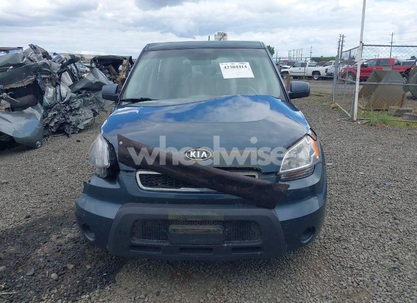 Photo 12 of 2011 Kia Soul + (VIN KNDJT2A2XB7226600)