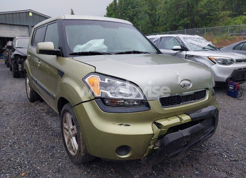 Photo 6 of 2011 Kia Soul + (VIN KNDJT2A2XB7331458)