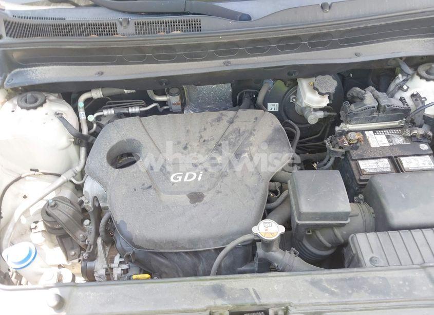 Photo 10 of 2012 Kia Soul (VIN KNDJT2A50C7361998)