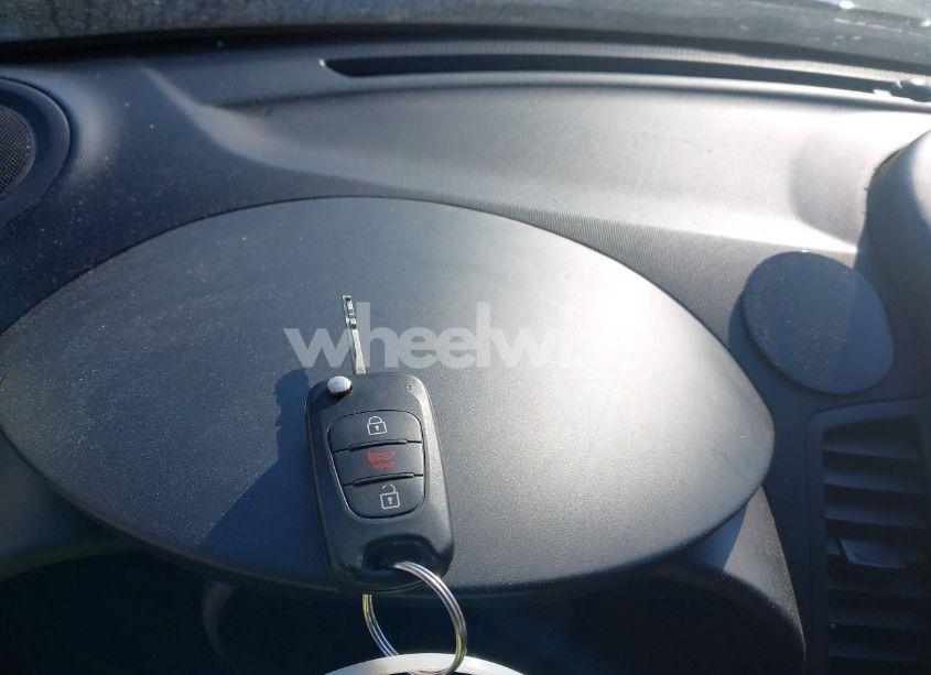 Photo 11 of 2012 Kia Soul (VIN KNDJT2A50C7456108)