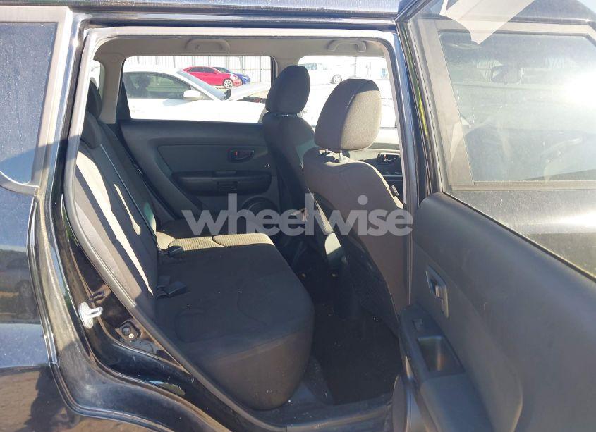 Photo 8 of 2012 Kia Soul (VIN KNDJT2A50C7456108)