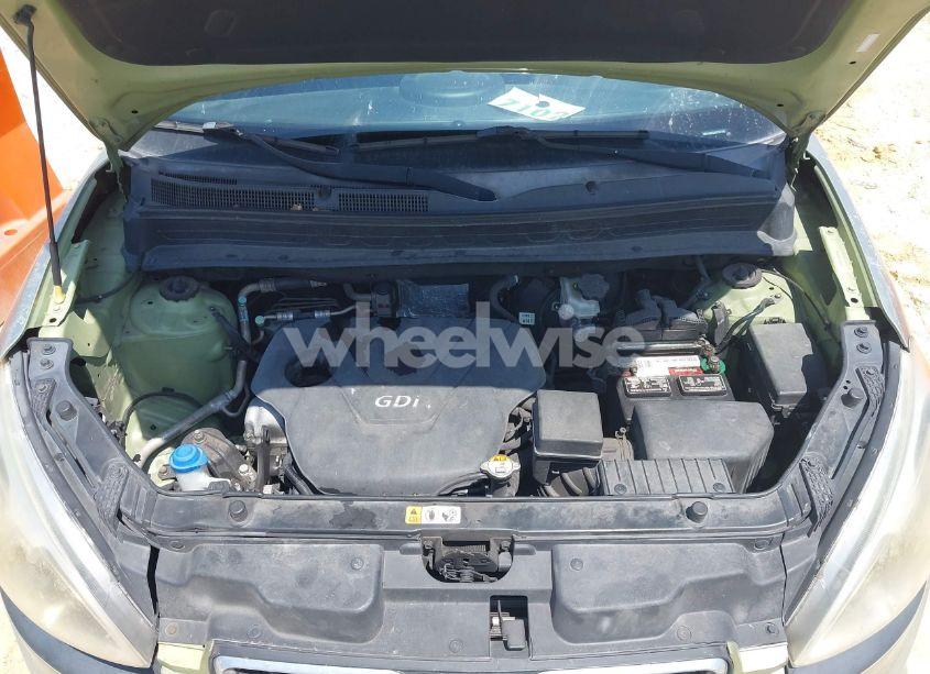 Photo 10 of 2012 Kia Soul (VIN KNDJT2A51C7377790)