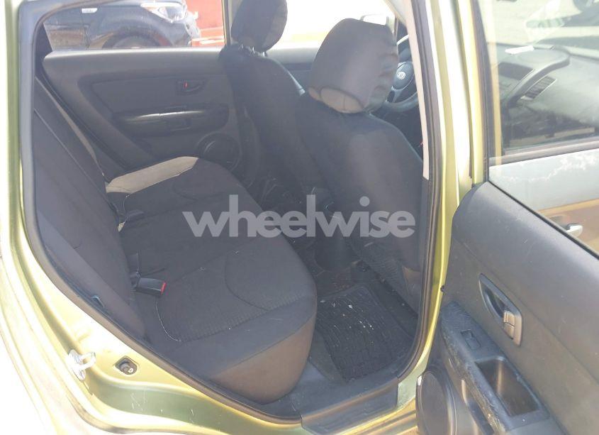 Photo 8 of 2012 Kia Soul (VIN KNDJT2A51C7377790)