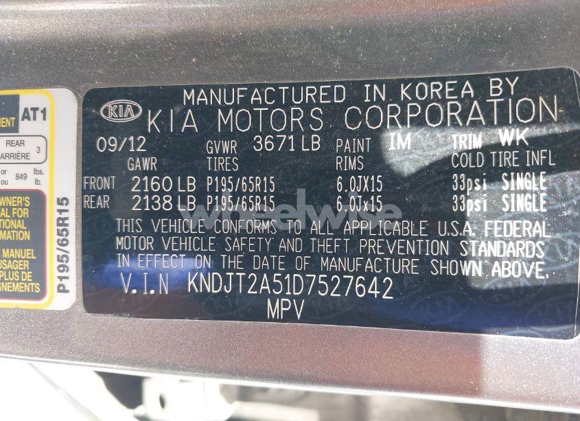 Photo 9 of 2013 Kia Soul (VIN KNDJT2A51D7527642)