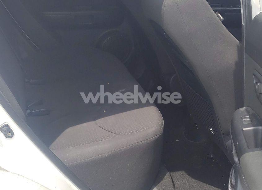 Photo 8 of 2013 Kia Soul (VIN KNDJT2A51D7773901)