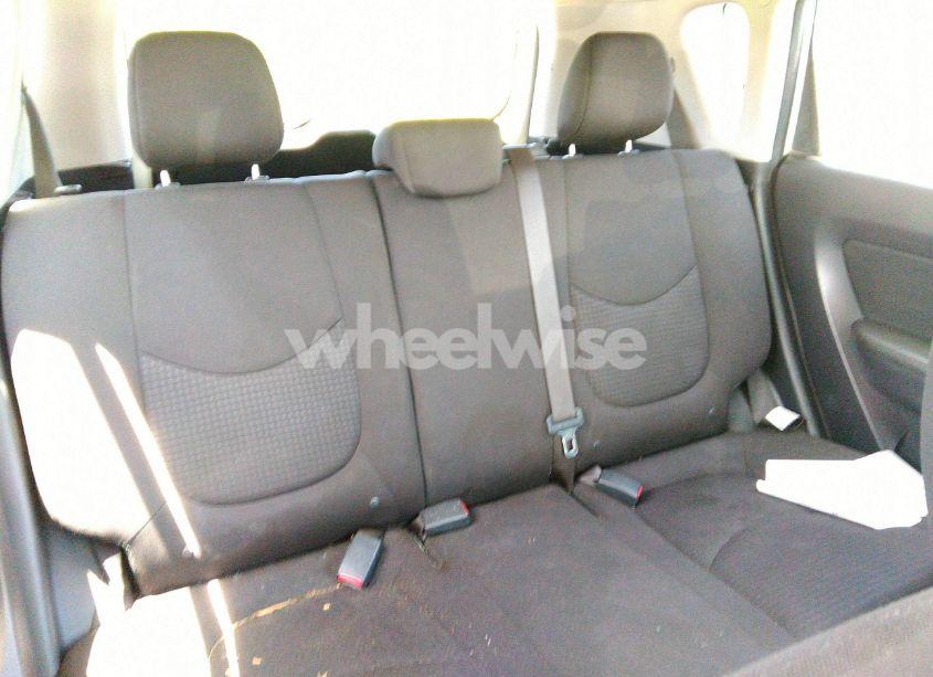 Photo 8 of 2013 Kia Soul (VIN KNDJT2A51D7773932)