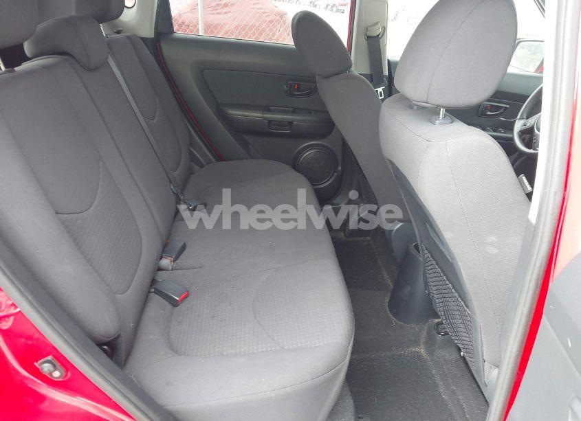 Photo 8 of 2013 Kia Soul (VIN KNDJT2A52D7556972)