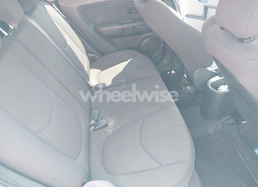 Photo 8 of 2012 Kia Soul (VIN KNDJT2A53C7361252)