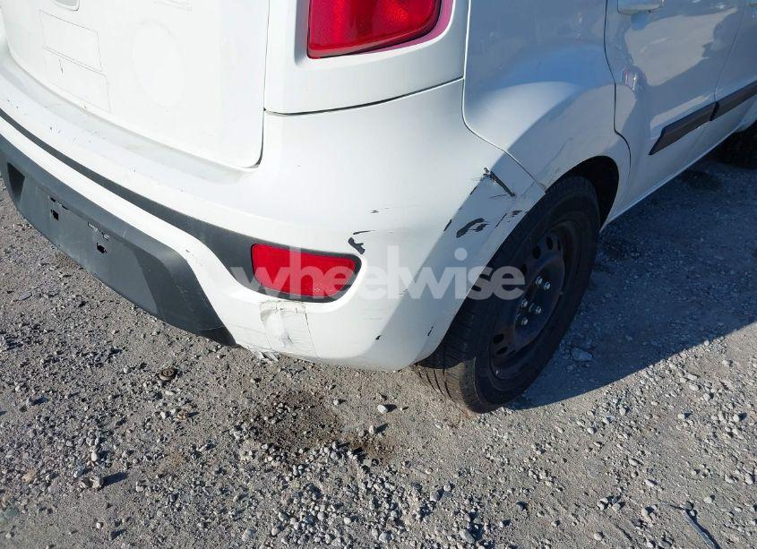 Photo 13 of 2012 Kia Soul (VIN KNDJT2A53C7471461)