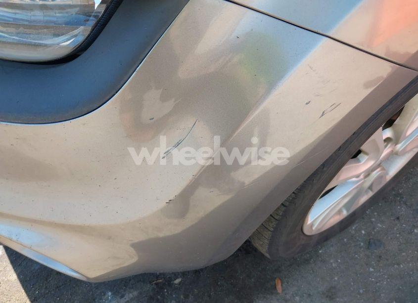 Photo 6 of 2013 Kia Soul (VIN KNDJT2A53D7586207)