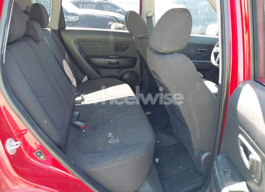 Photo 8 of 2013 Kia Soul (VIN KNDJT2A53D7592220)