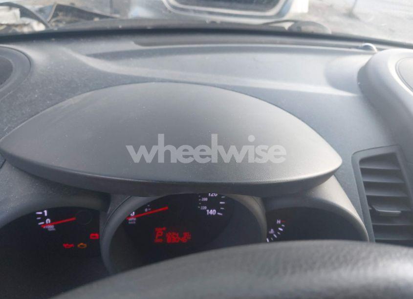 Photo 7 of 2013 Kia Soul (VIN KNDJT2A53D7601708)