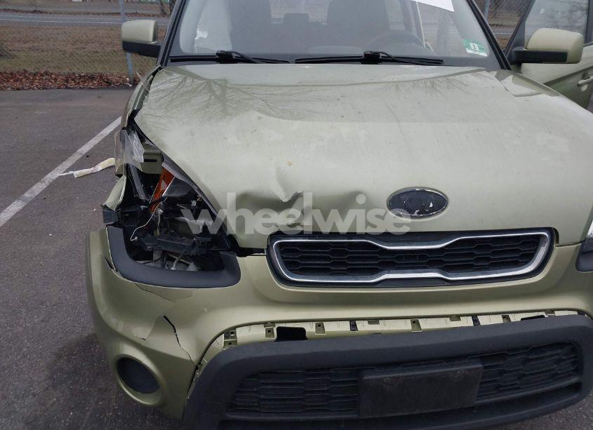 Photo 6 of 2012 Kia Soul (VIN KNDJT2A54C7440509)