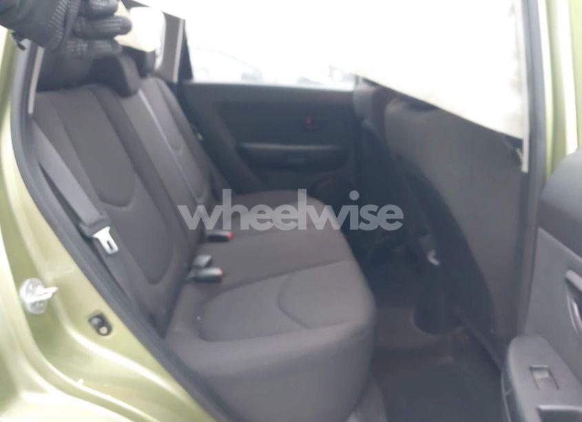 Photo 8 of 2012 Kia Soul (VIN KNDJT2A54C7440509)