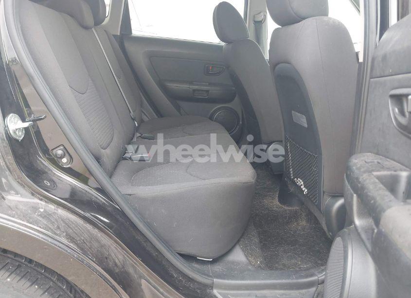 Photo 8 of 2012 Kia Soul (VIN KNDJT2A54C7746528)