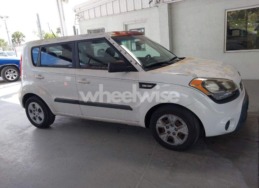 Photo 13 of 2013 Kia Soul (VIN KNDJT2A54D7524962)