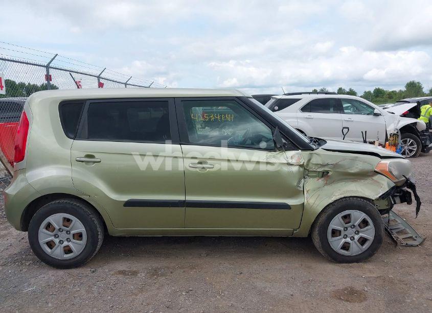 Photo 14 of 2013 Kia Soul (VIN KNDJT2A54D7615066)