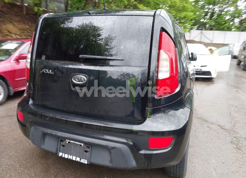 Photo 14 of 2012 Kia Soul (VIN KNDJT2A55C7421547)